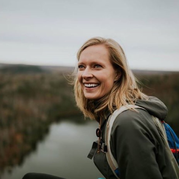 Meet your Posher, Rachel - Picture 2 of 2